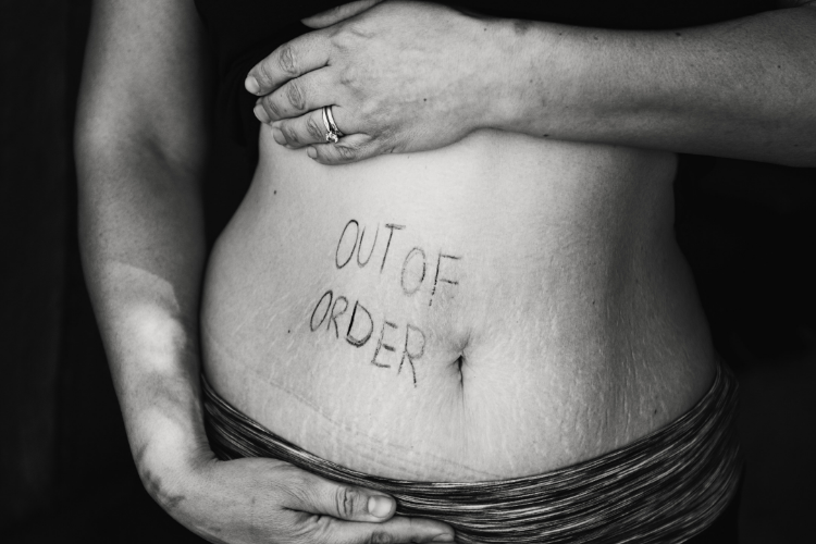 At this time of year, it can be hard not to give in to temptations such as Christmas treats and drinks, despite the intention to eat well! For some, the result of doing so is worse than for others. If you tend to have a weak digestive system, with symptoms of bloating, abdominal cramping and diarrhoea, a few sessions of acupuncture and herbal supplementation can begin to strengthen this area.