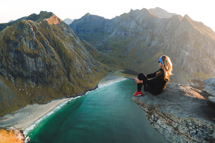 Fewer things, more adventure: our way to a better 2019. This year, the Wood family is de-cluttering their mind, body and environment to make way for the love and adventure they want in their life. How can you create space for a better 2019?